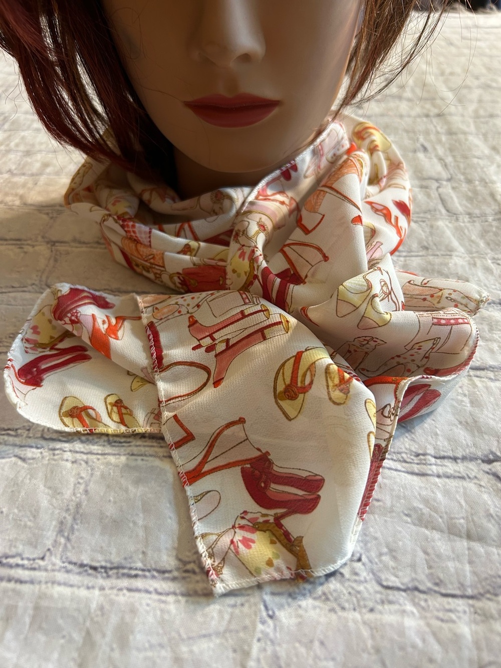 ACCESSOIRES THEME CREAM MULTI COLORED OBLONG FUN SCARF RED/PINK/GREEN/ORANGE